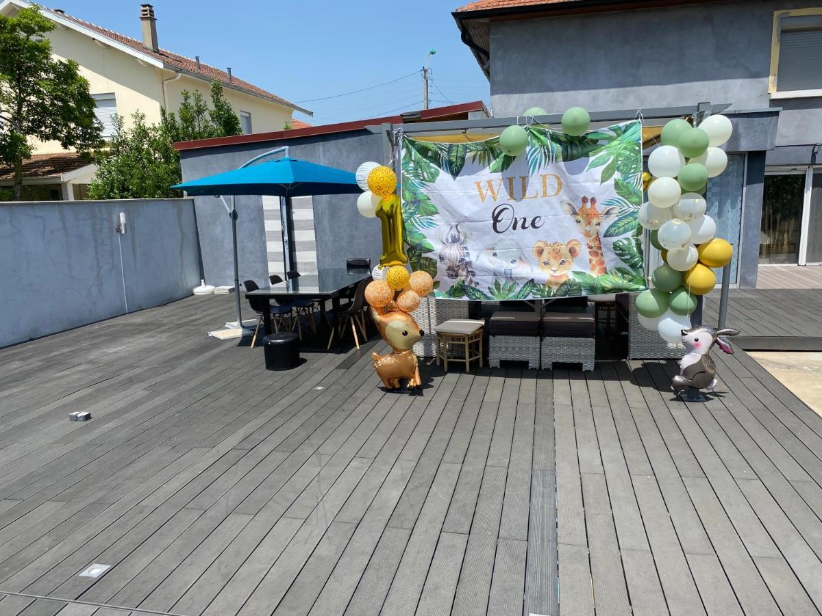 Pavillon Bon Enfant Daire Saint-Priest  Dış mekan fotoğraf